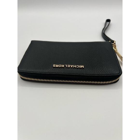 Michael Kors Jet Set Medium Travel Zip Around Wallet with Wristlet Strap - Picture 4 of 7